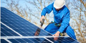 Installation Maintenance Panneaux Solaires Photovoltaïques à Calamane